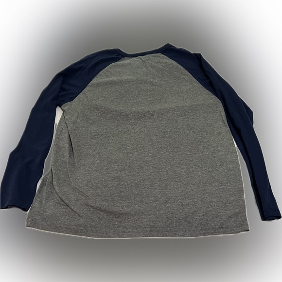 Vintage Men’s Marvel Captain America long sleeve T-shirt size small. - Picture 2 of 4